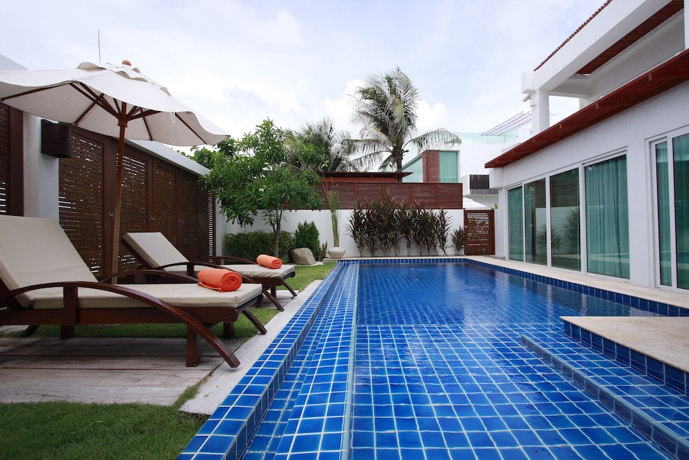 Beachfront Grand Pool Villa - Free Daily Minibar - Photo 12
