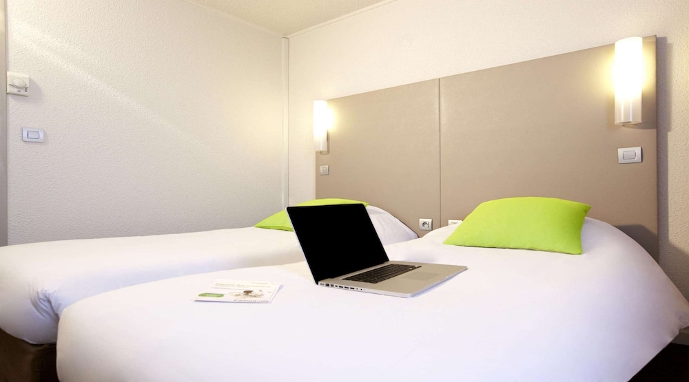Standard Room, 2 Twin Beds (1 Junior Bed Up To 10 Years) photo 1