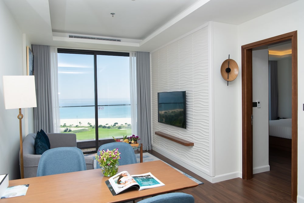 Grand Suite, Ocean View - Photo 1