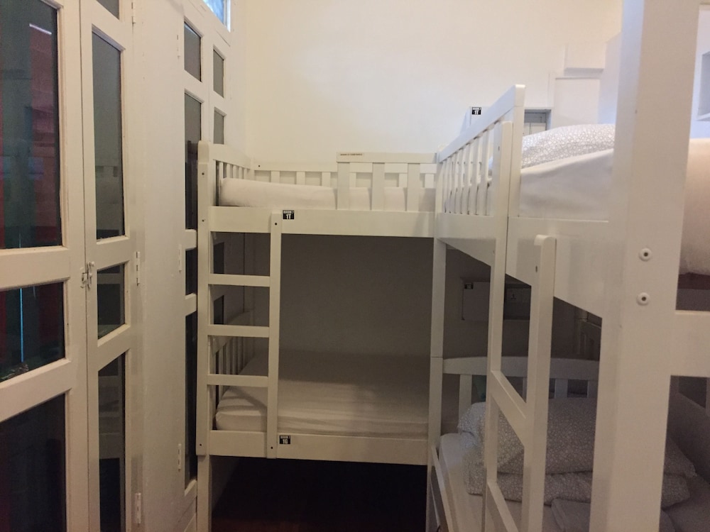 Single Bed in a 4-Bed Room photo 2
