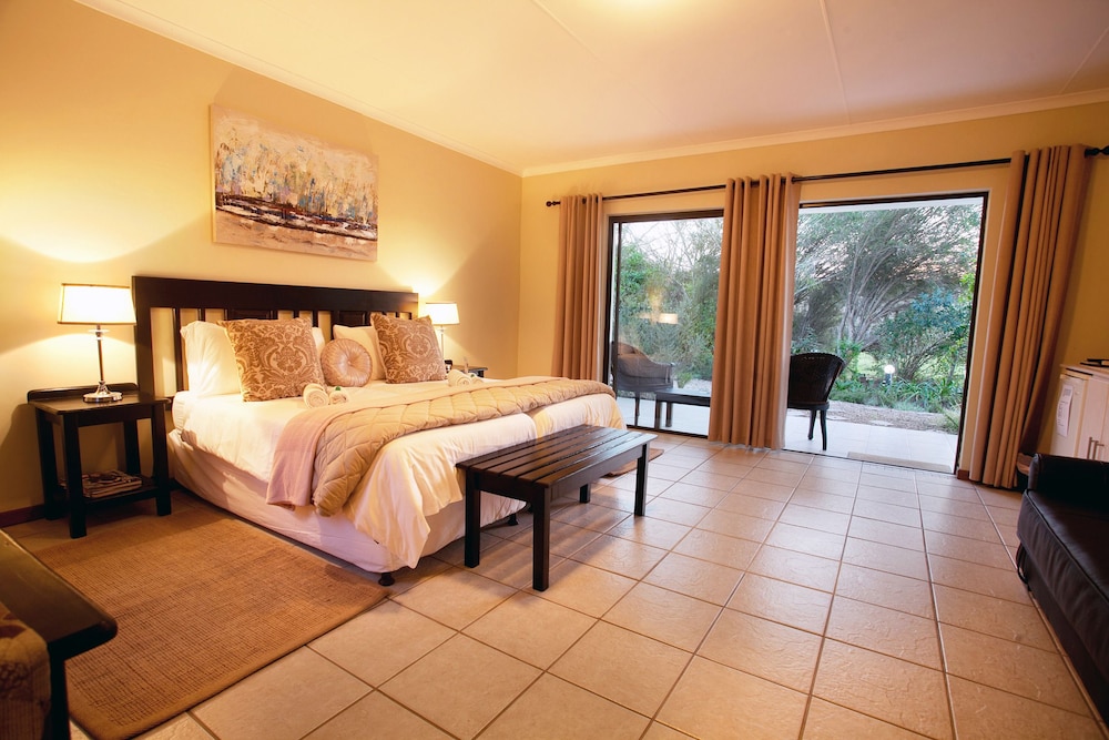 Standard Room - Photo 9