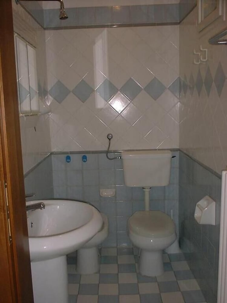 Double or Twin Room photo 2