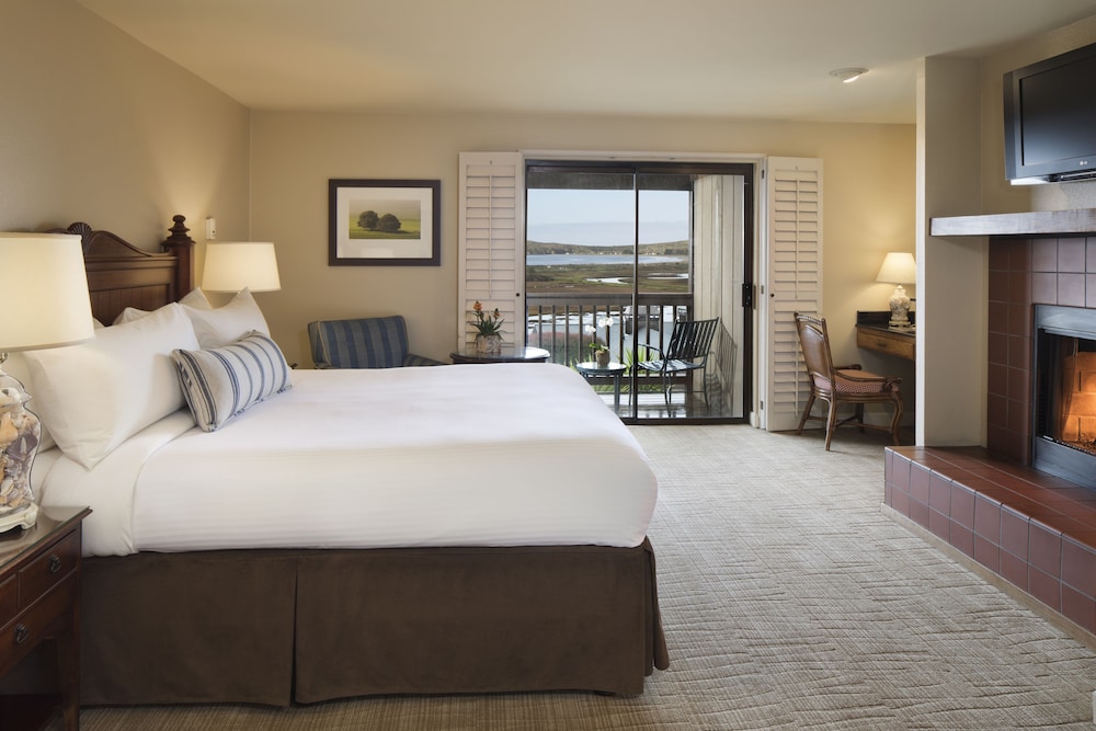 Room (Pacific Coast Upper) - Photo 3