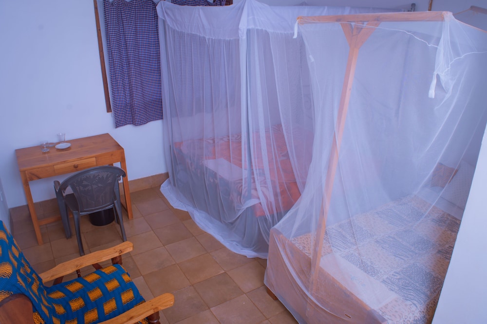Standard Double or Twin Room photo 3