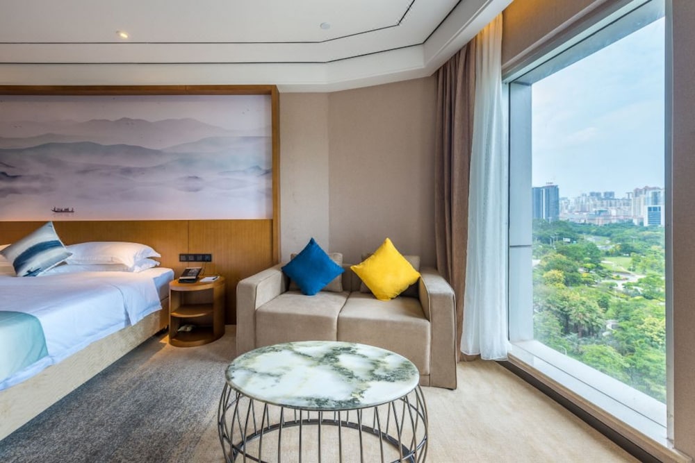 Superior Single Room, City View photo 2