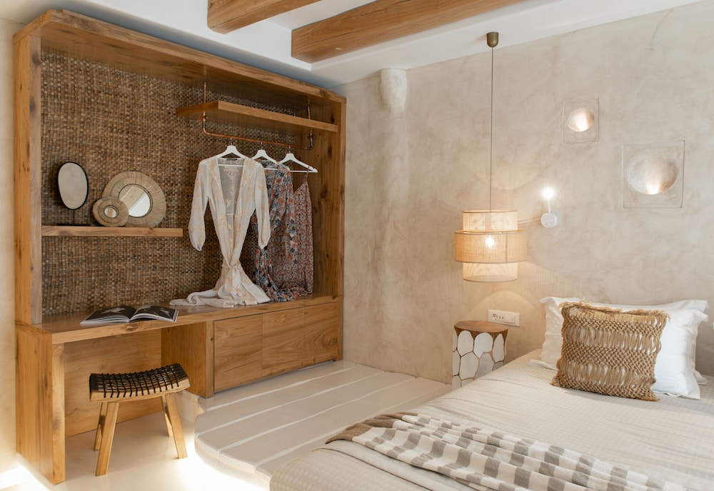 King Suite Balcony - Photo 12
