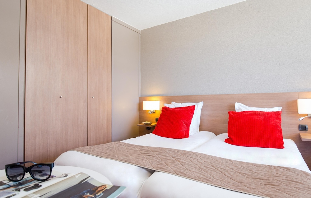 Economy Room, 2 Twin Beds photo 1
