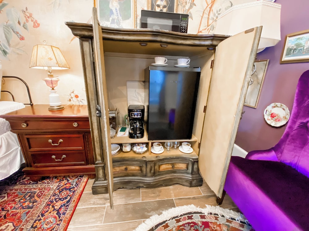 The Rose Tearoom Suite photo 3