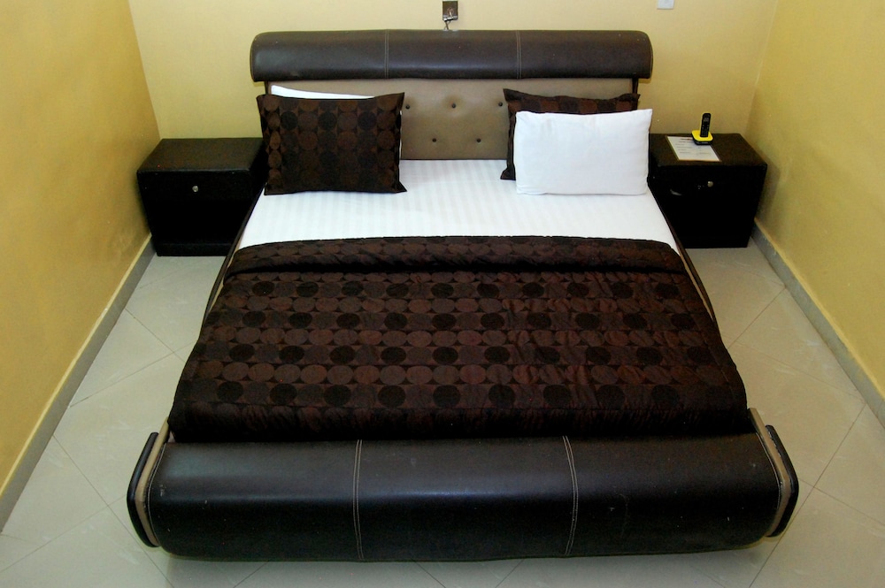 Apartment, 2 Bedrooms, Accessible, Smoking