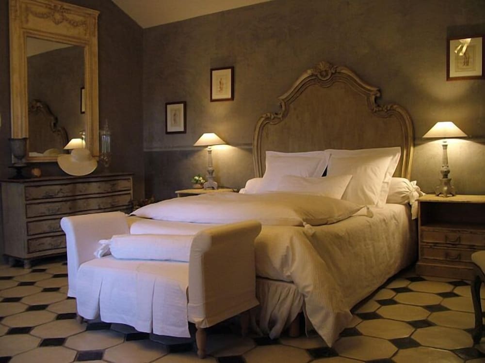 Suite (Les Mariés) photo 1