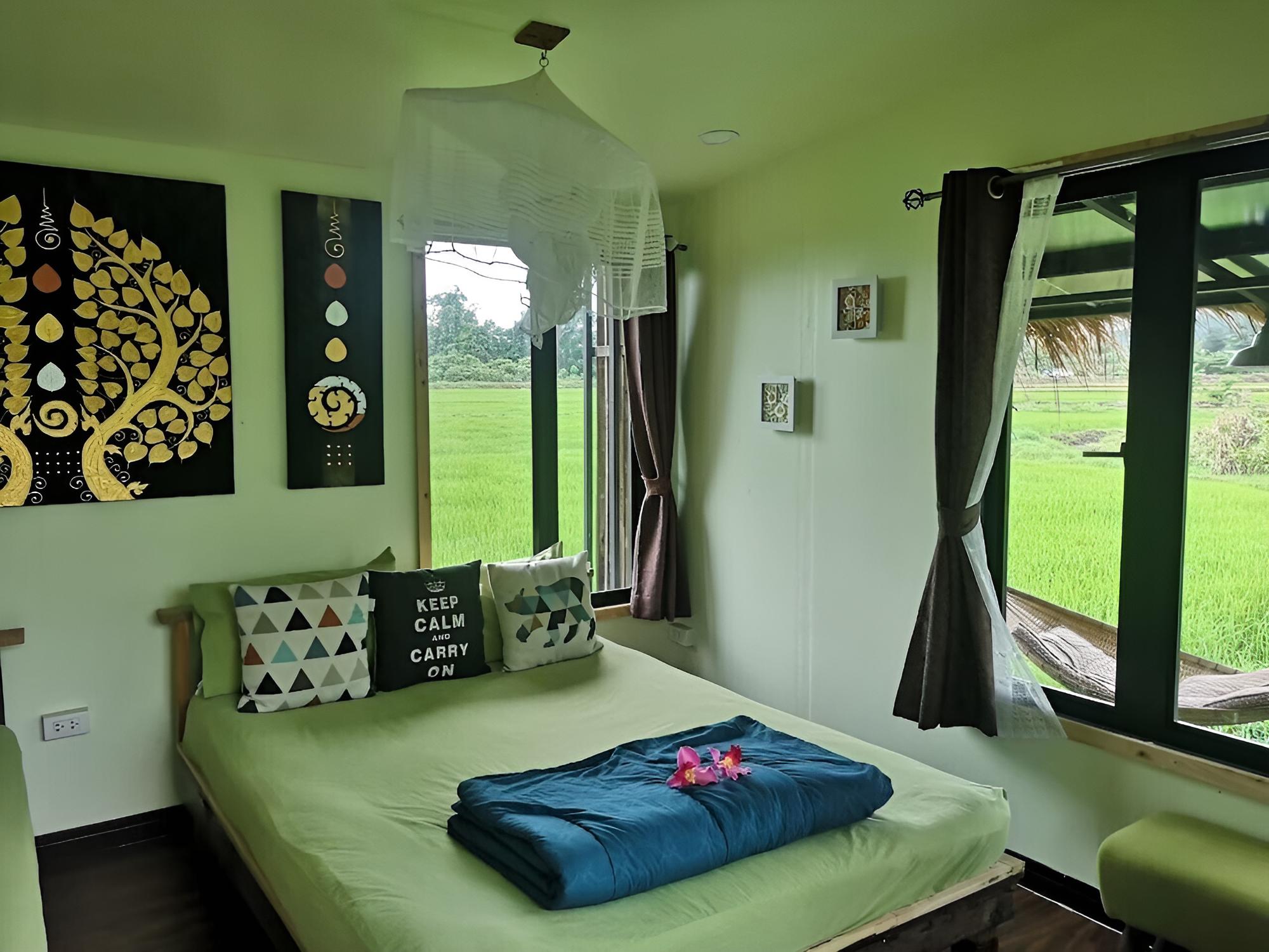 Family Villa, 2 Queen Beds, Non Smoking, Mountain View photo 1