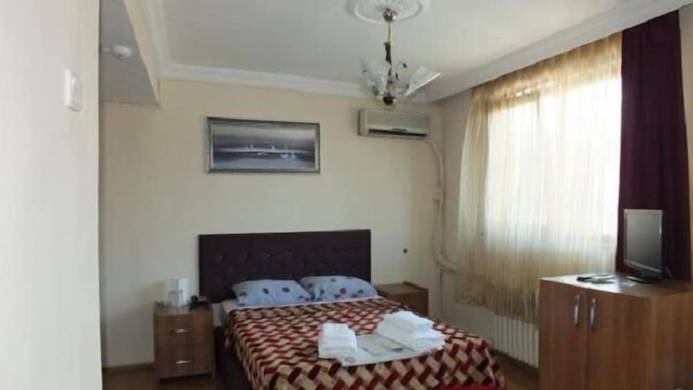Standard Twin Room photo 3