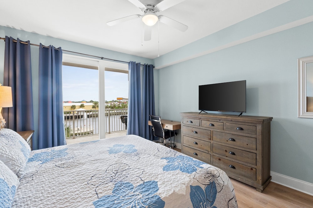 Condo, 2 Bedrooms, Balcony, Ocean View (226)