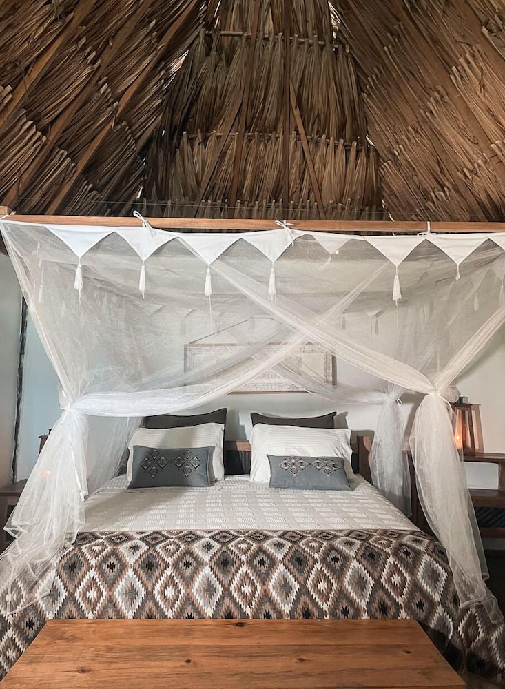 Family Cabin, Multiple Beds, Private Bathroom, Sea View photo 3