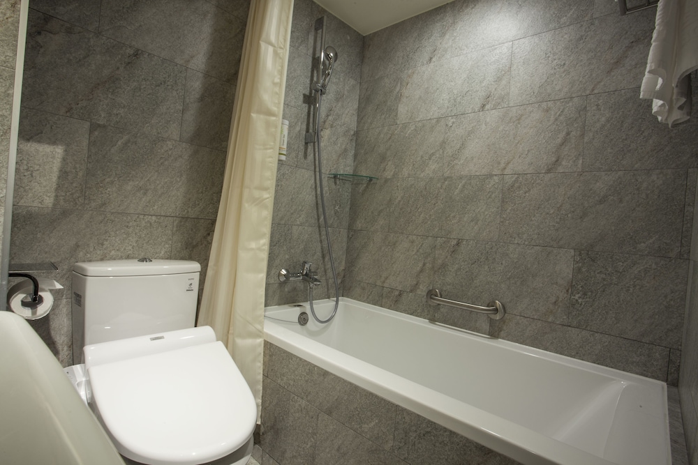 Luxury Triple Room photo 2