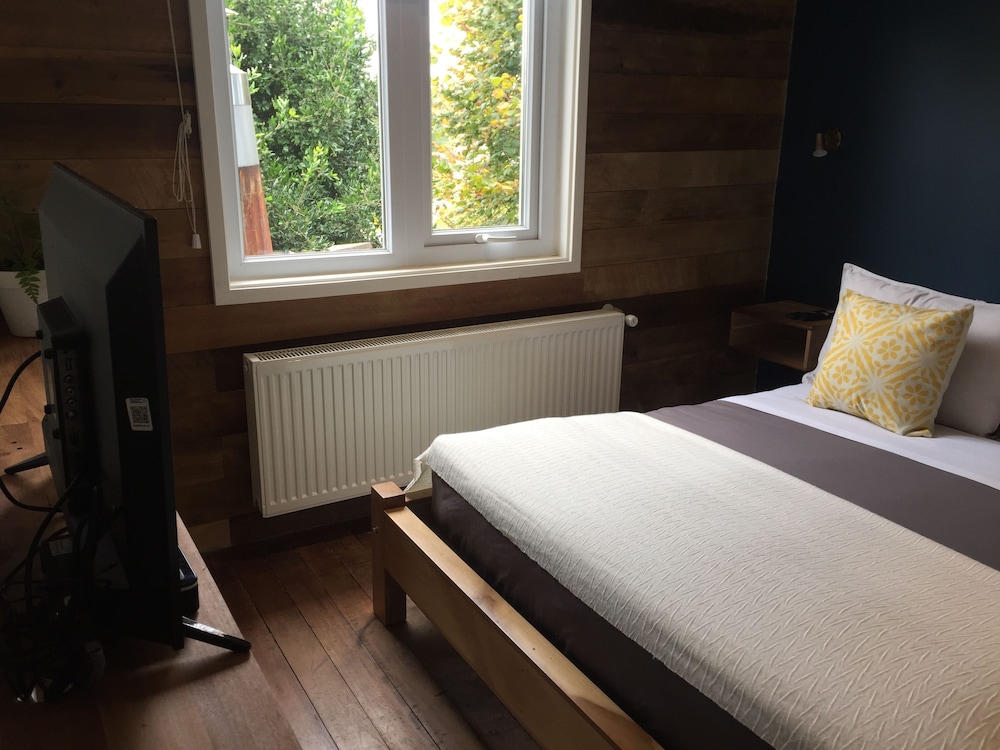 Small Double Room For 2 People photo 1