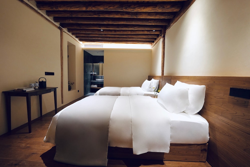 Basic Double Room photo 1