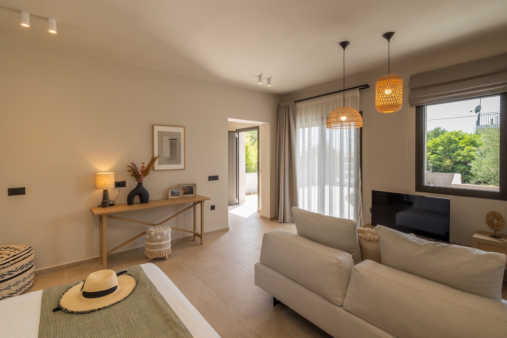 Junior Suite, Garden View