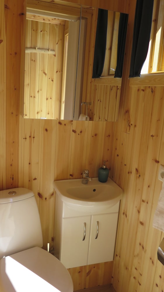 Double Room (Private WC, shared shower) photo 3
