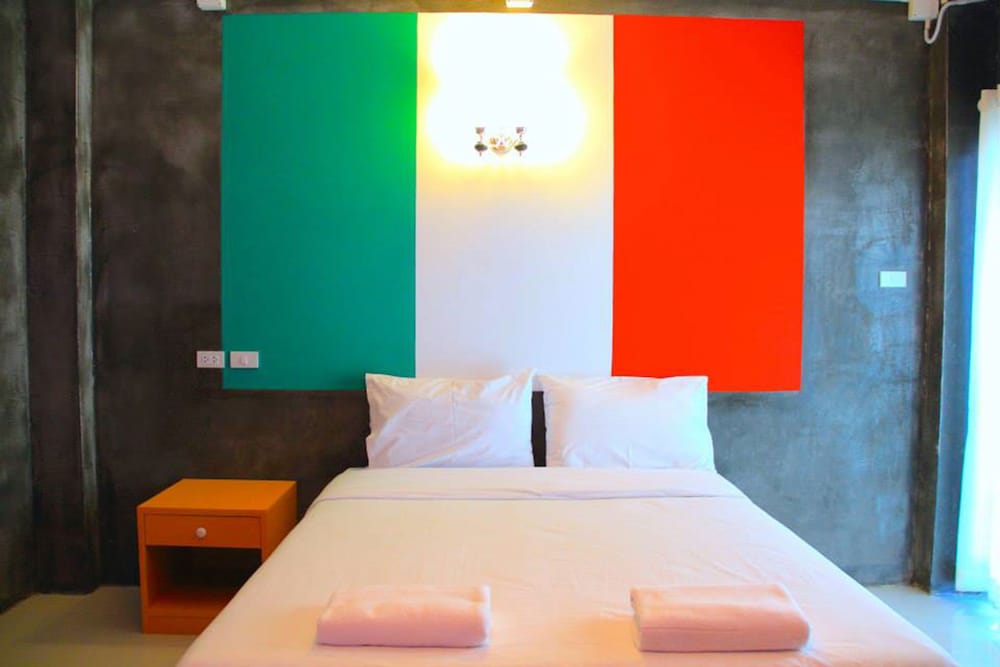 Standard Room photo 2