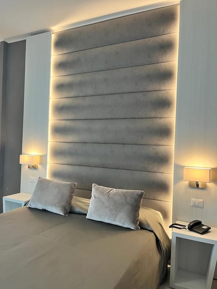 Comfort Double or Twin Room photo 3