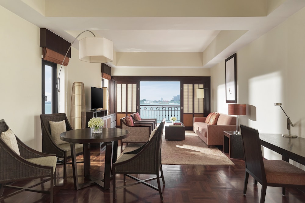 Suite, 1 Bedroom, Lake View photo 1