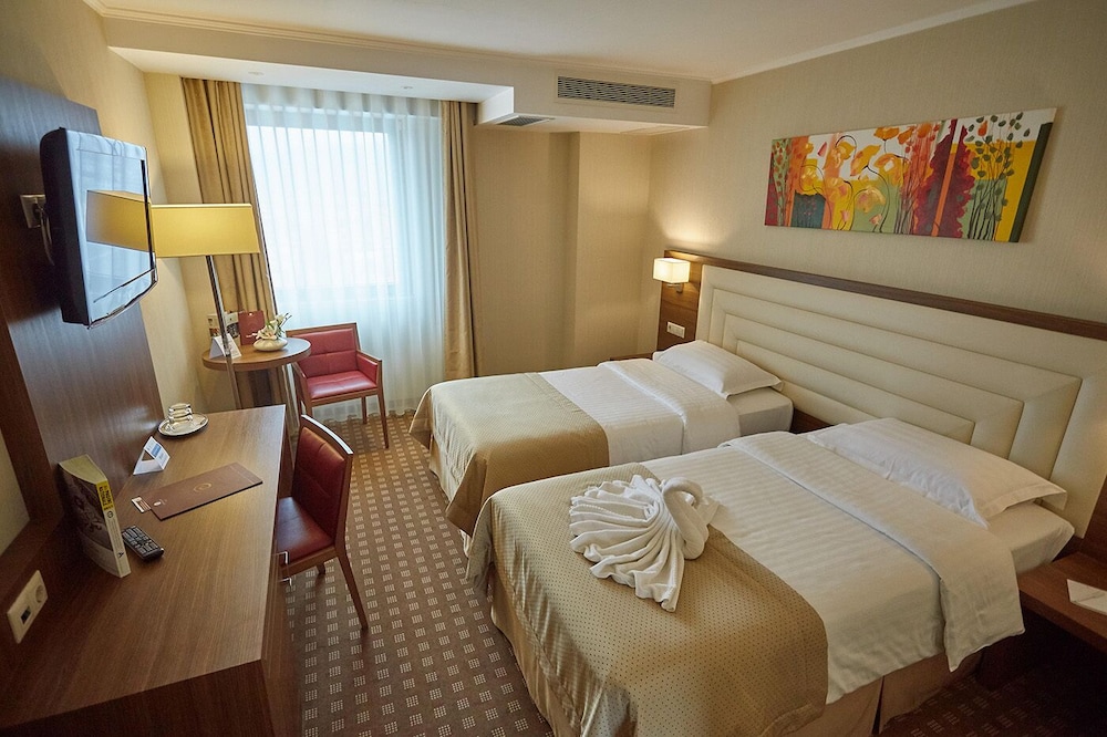 Junior Twin Room