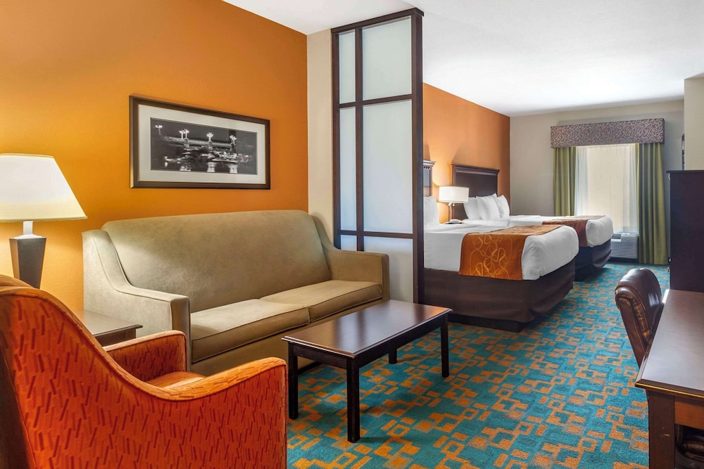 Suite, Multiple Beds, Non Smoking