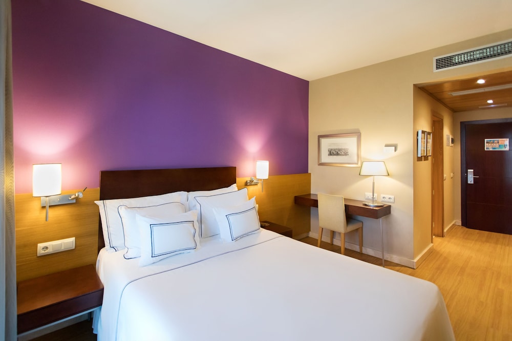 Family Quadruple Room - Photo 4