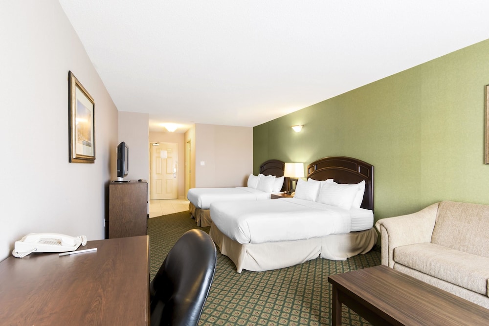 Standard Room 2 Queen Beds Non Smoking - Photo 10