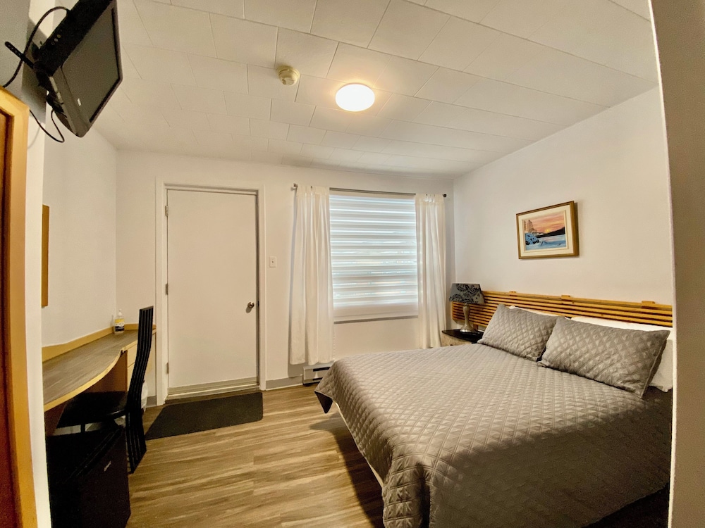 Standard Double Room, City View