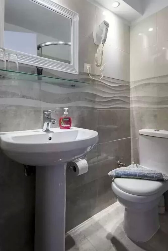 Triple Room (Front View) - Photo 7