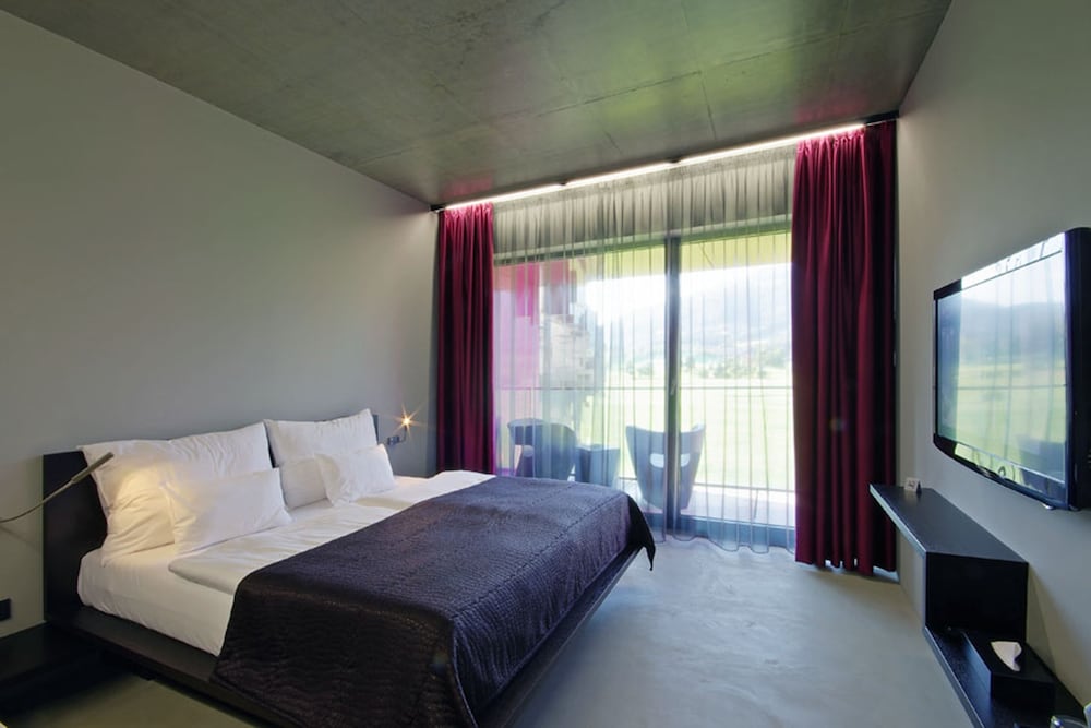 Deluxe Double or Twin Room - Photo 3