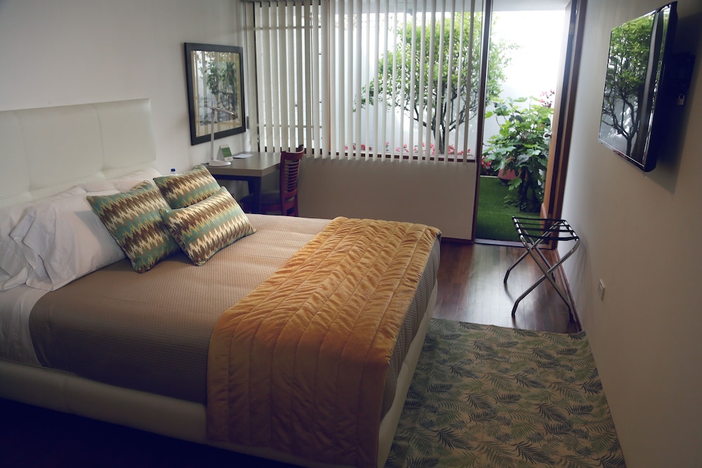 Double Room, Smoking, Courtyard Area