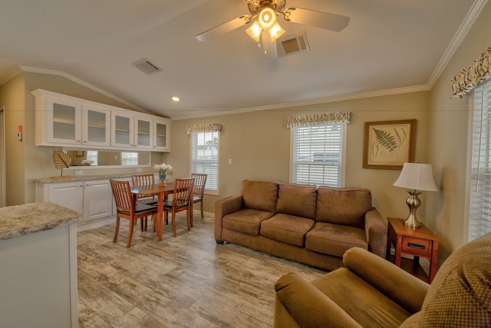 Cottage, 1 Queen Bed with Sofa bed, Kitchen photo 1