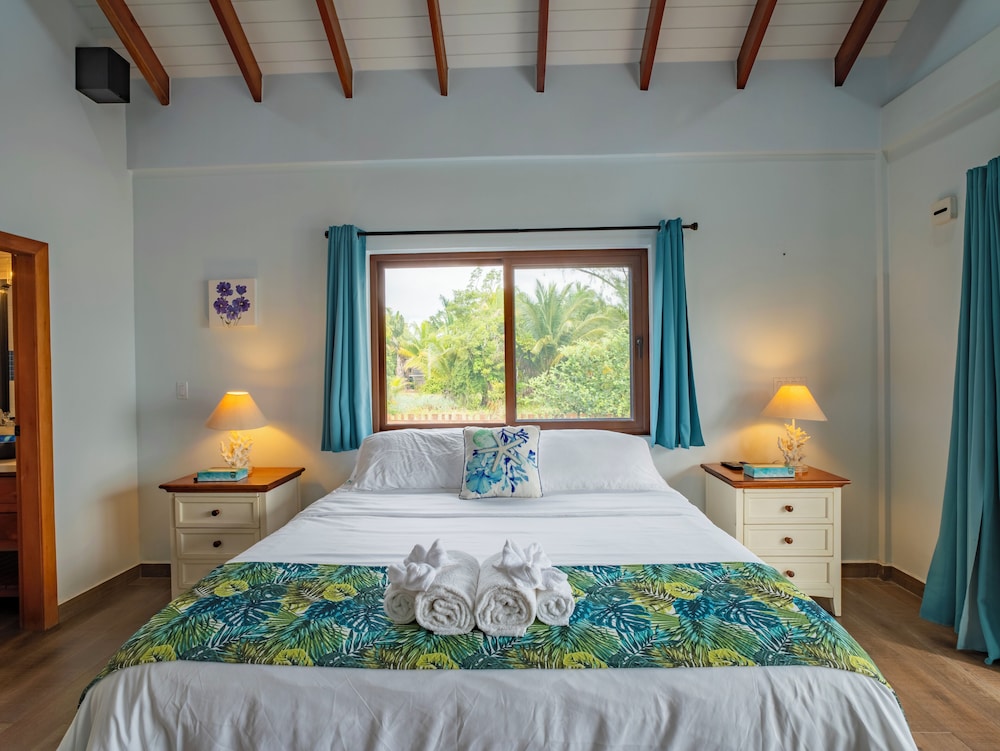 Exclusive Villa, 3 Bedrooms, Private Pool, Ocean View