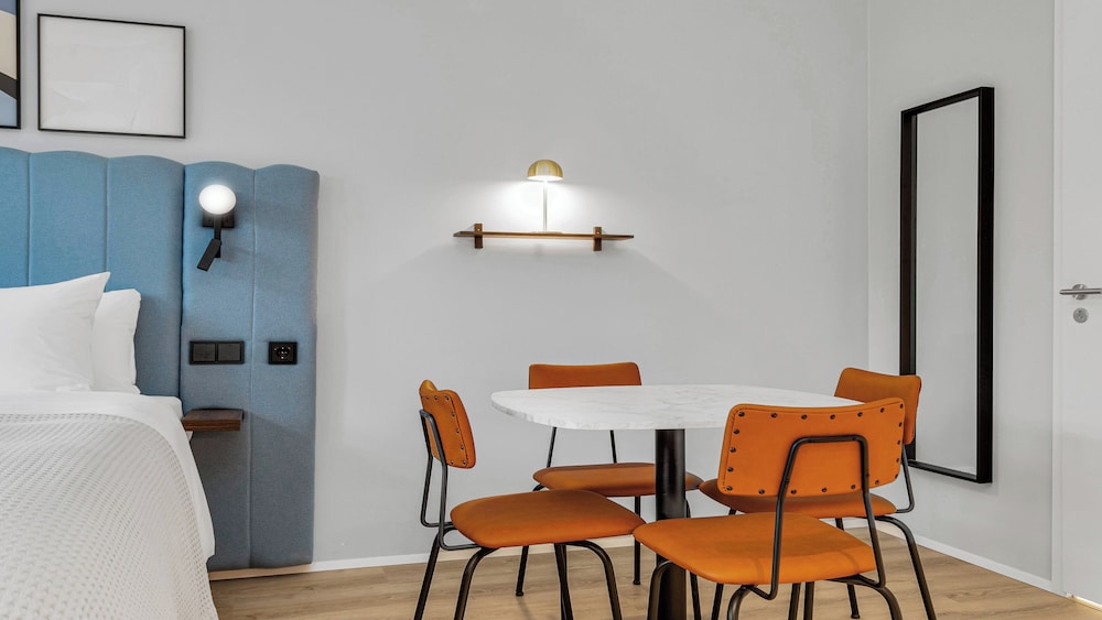 Studio, Multiple Beds, Kitchen photo 1