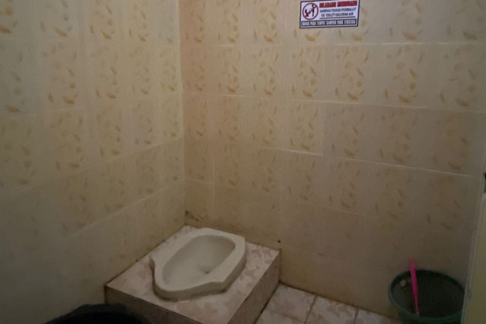 Basic Single Room photo 2