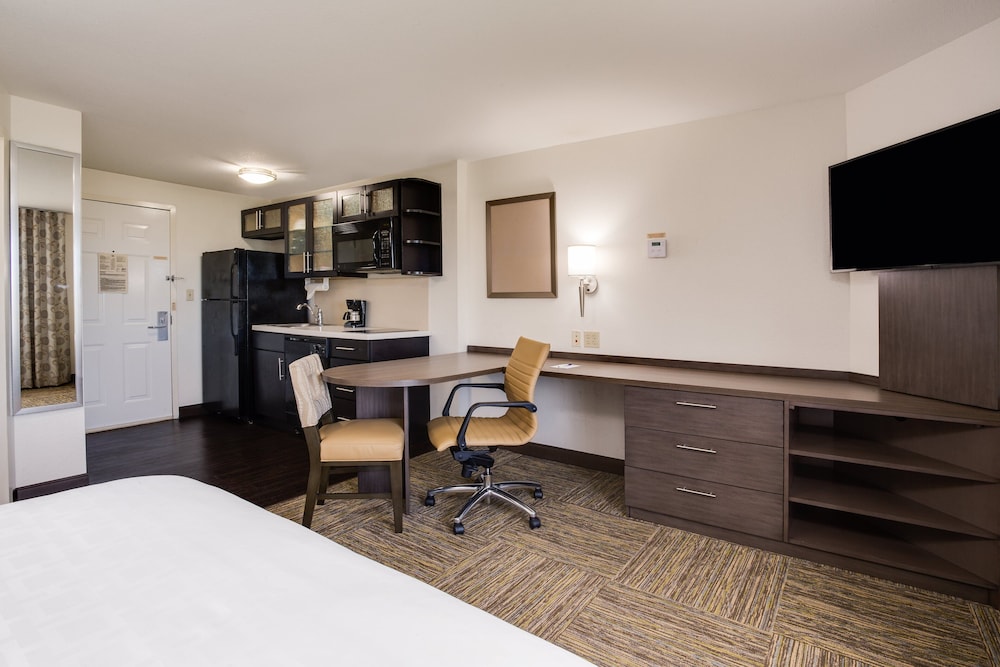 Studio Suite, 1 Queen Bed - Photo 1