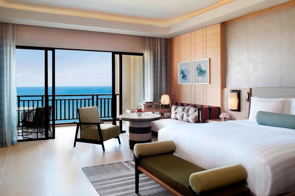 Premier Ocean View Room King