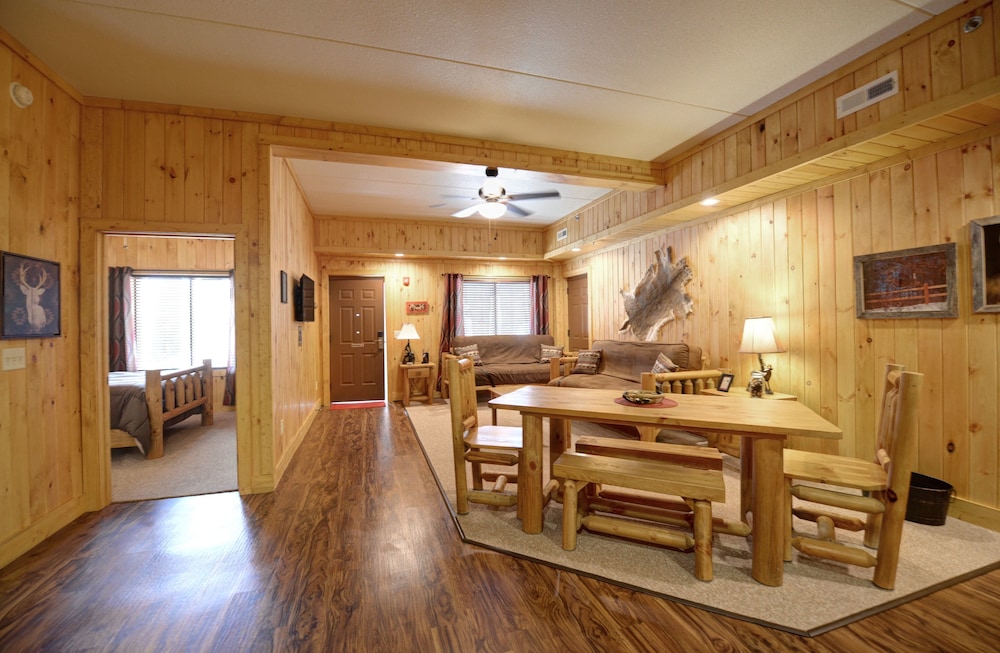 Lodge Room, Accessible, Non Smoking photo 3
