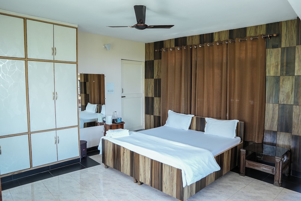 Deluxe Double Room photo 3
