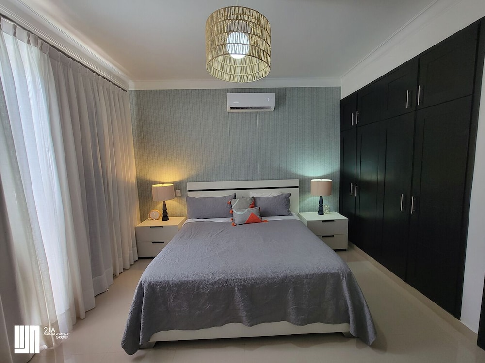 Deluxe Villa, 3 Bedrooms, Pool View photo 2