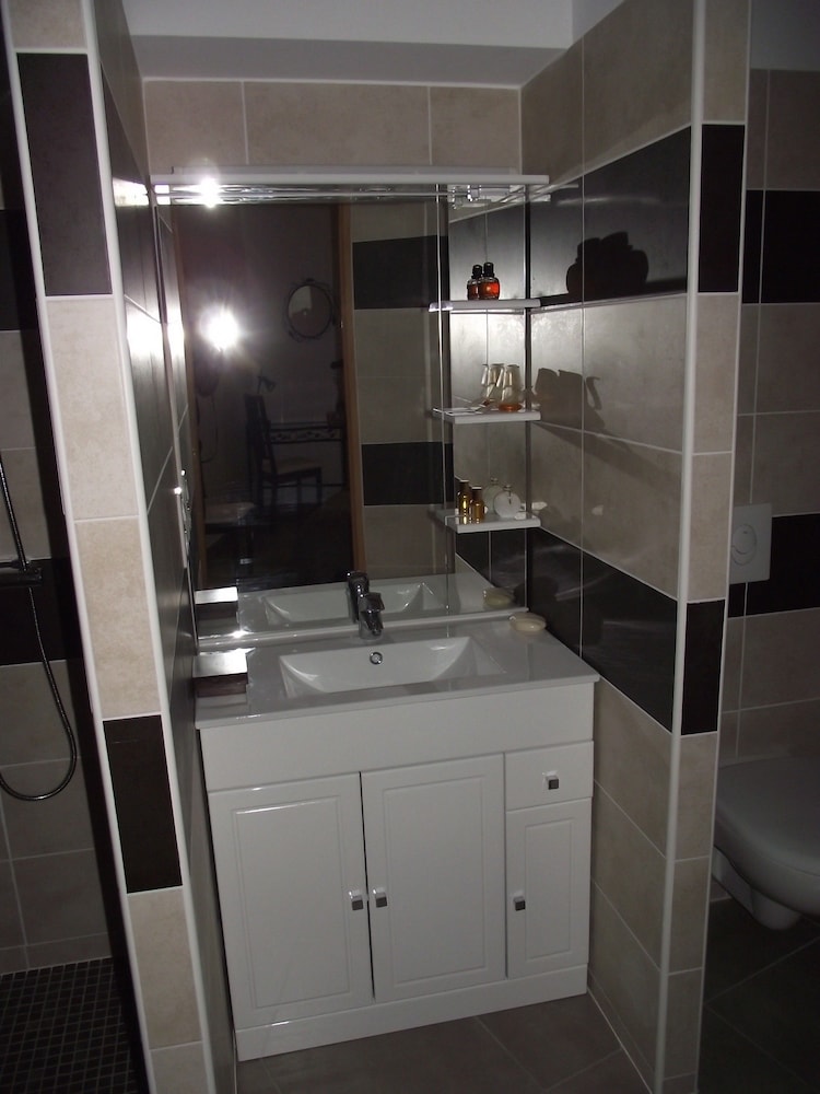 Superior Double or Twin Room (Combale) photo 2
