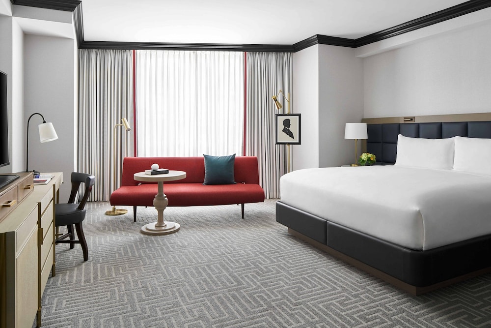 Premier Room, 1 King Bed, Garden View - Photo 3