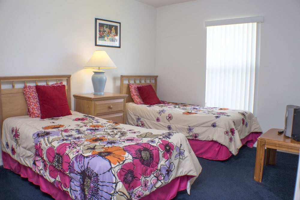 House, 4 Bedrooms photo 1