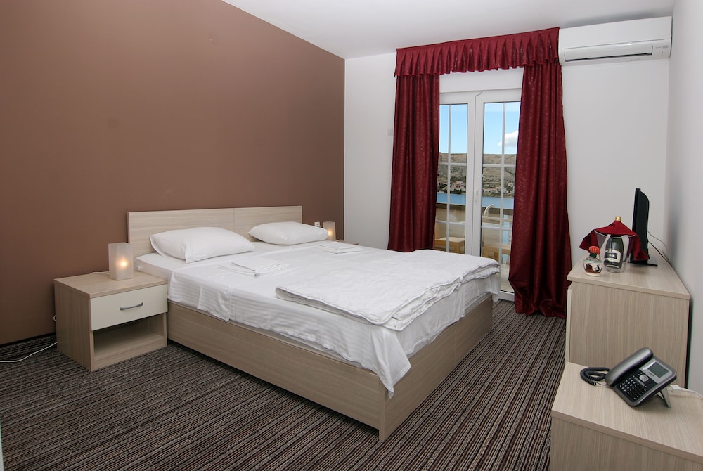 Double Room, Sea View photo 1