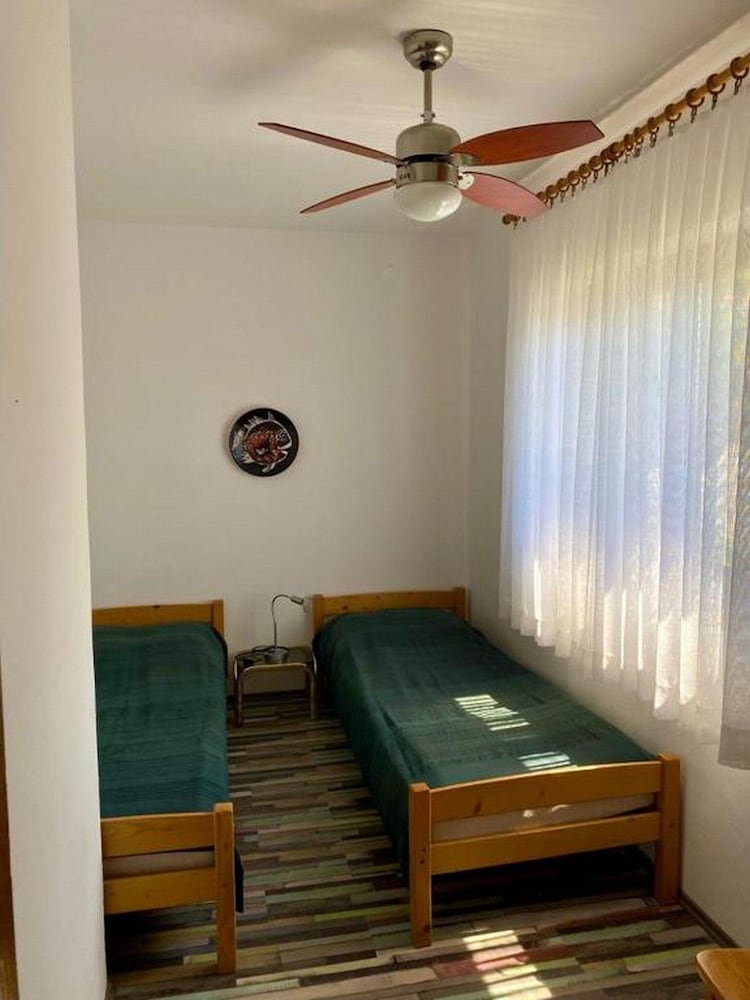 Apartment (Superior One Bedroom Apartment with B)