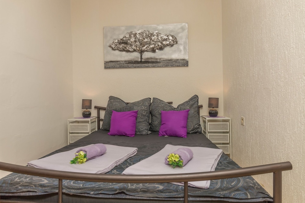 Apartment, 1 Bedroom (Geza)