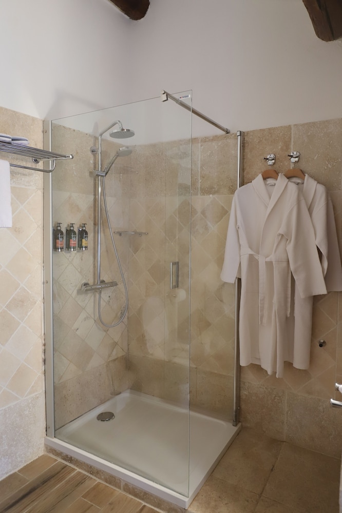 Deluxe Double or Twin Room (La Cuve) photo 3